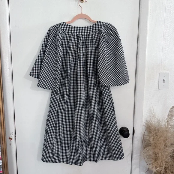 Pomander Place Finley Flutter Sleeve Dress in black and white gingham size Med - Picture 6 of 9